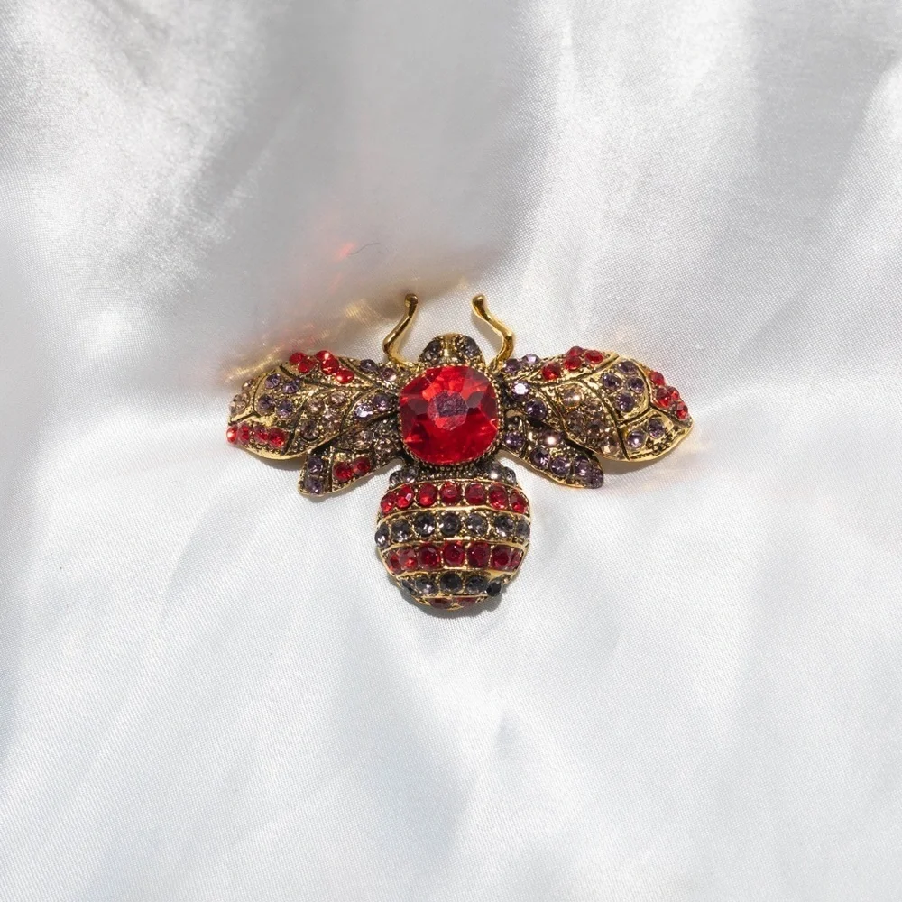✨Betsey Johnson Moira Red Crystal Moth Brooch
